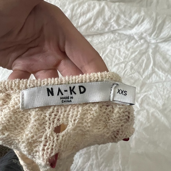 Knit halter top - Picture 3 of 4